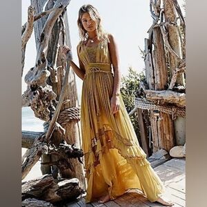 Free People Santa Maria Maxi Dress Size Medium BoHo Flowy Tiered